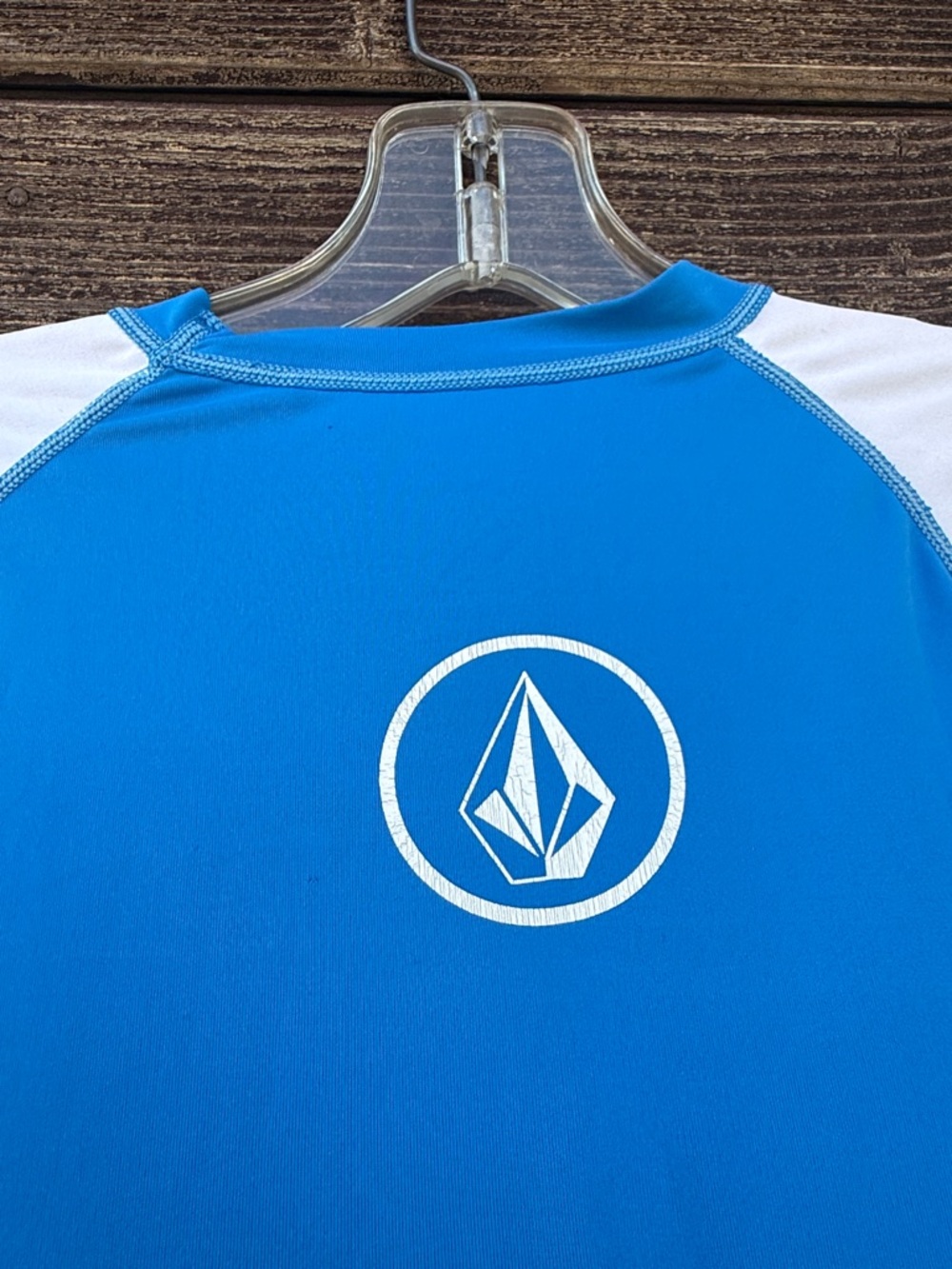 Volcom Rash guard - Picture 4 of 16